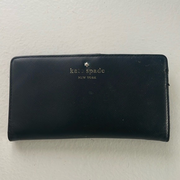 kate spade Handbags - Kate Spade Wallet